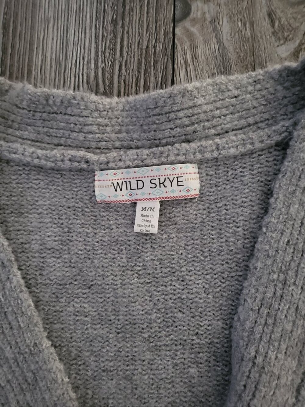 Wild Skye Gray Oversized Heart Cardigan Knit Button Up Sweater Medium NWOT - Picture 2 of 12